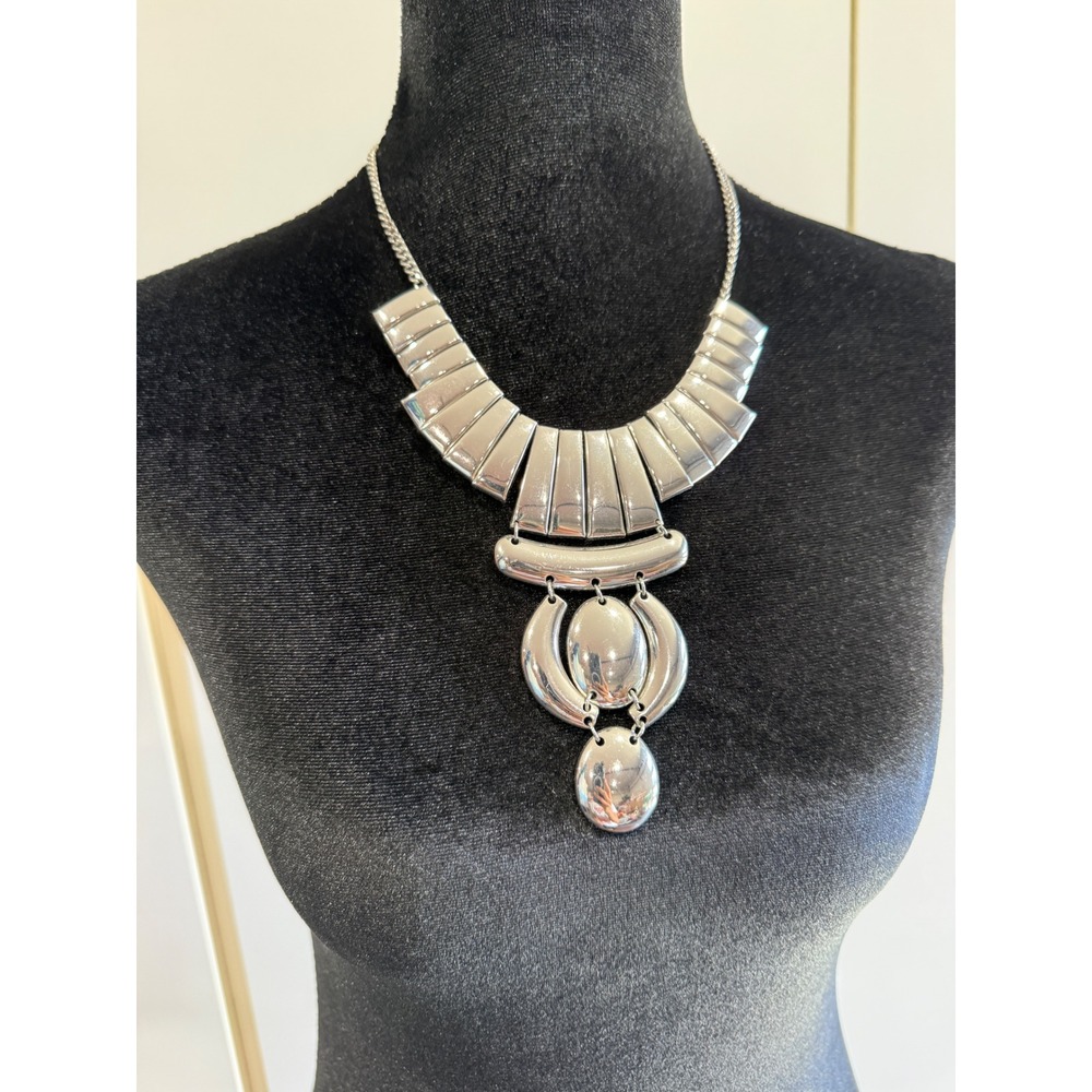 Vintage Silver Tone Geometric Statement Necklace Ribbed Collar Pendant Jewelry - Picture 2 of 5
